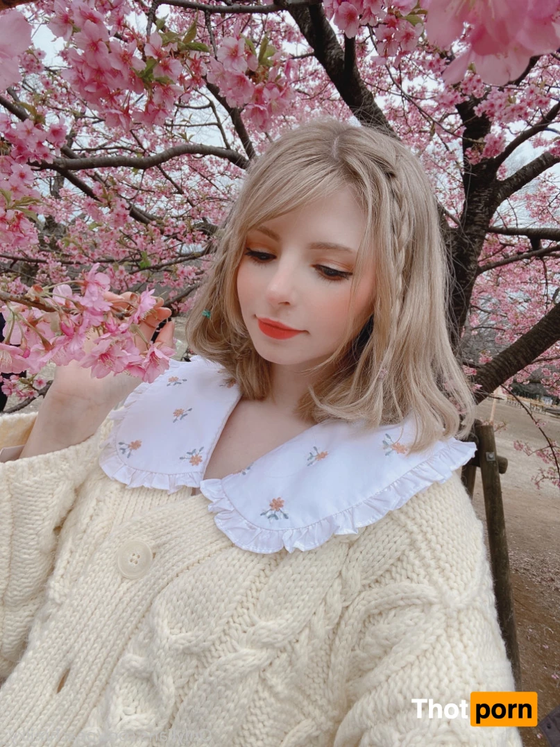 PeachMilky Cosplay 10454381