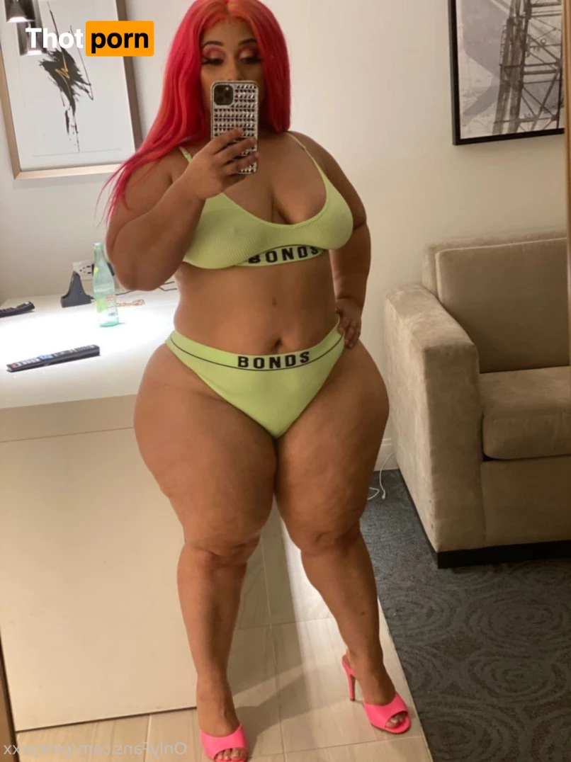 The Official Pinky XXX 6827787