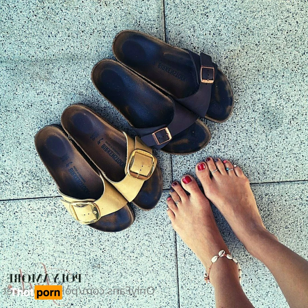 Polyamorefeet 7194760