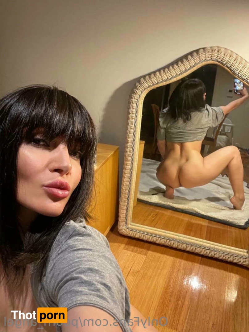 Domina Angel 6826384