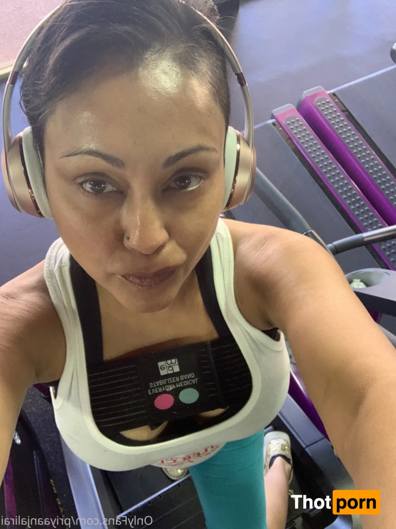 Priya Anjali Rai 6728325