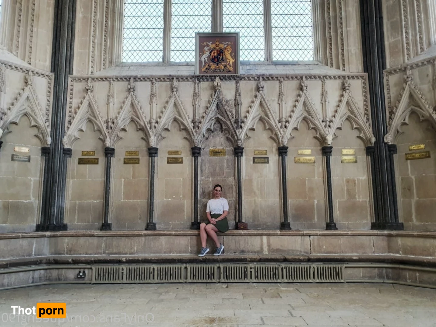 The Foot Queen of England 7163062