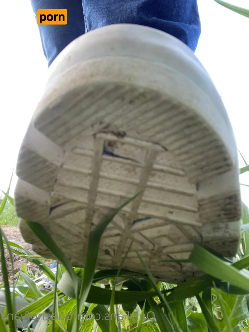 Queen_of_Vans 7296107