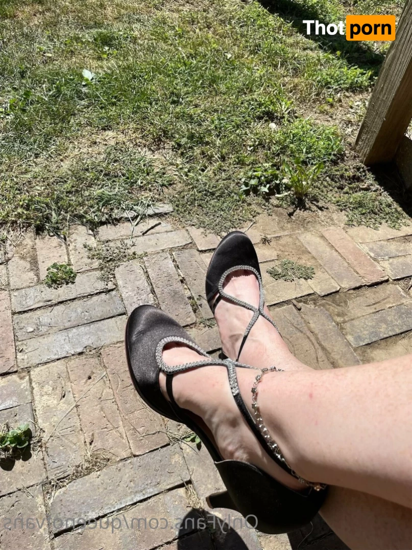 Queen_of_Vans 7296145