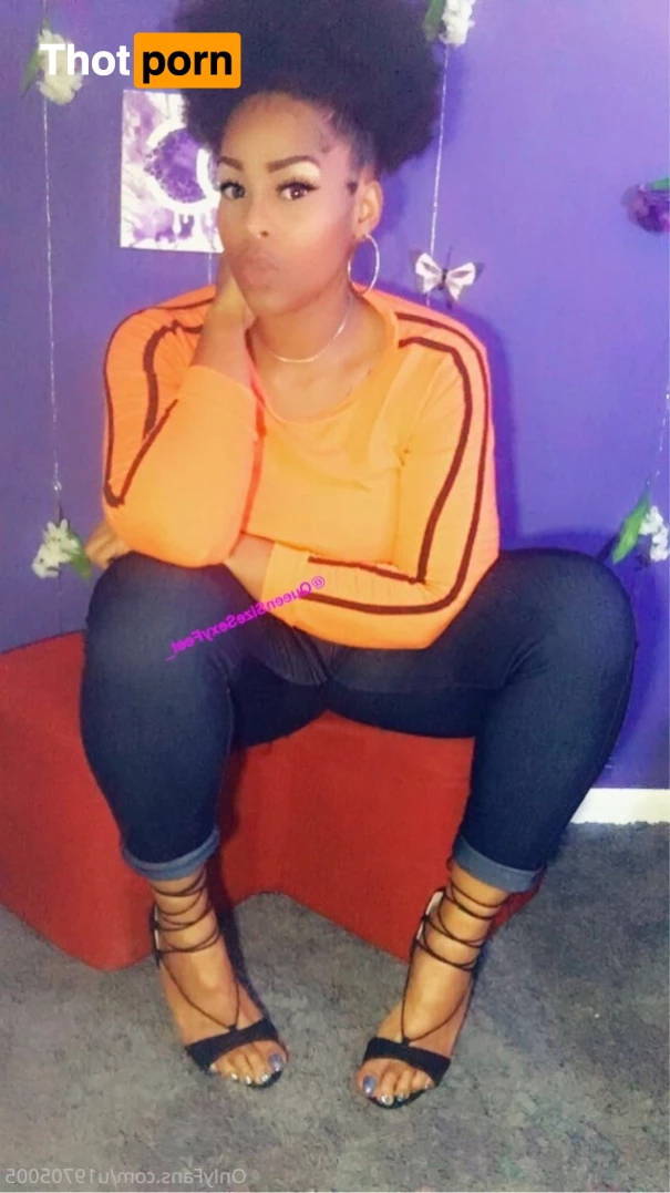 QueenSizeSexyFeet 7143863