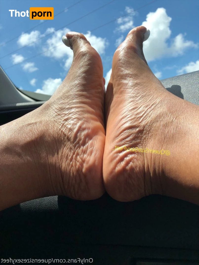 QueenSizeSexyFeet 7143959