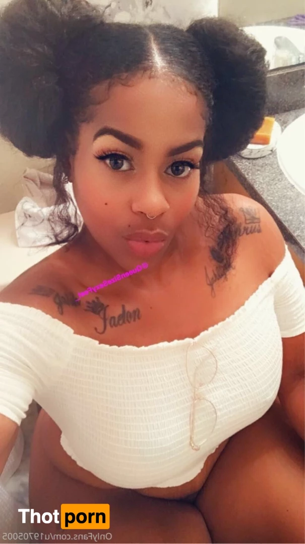 QueenSizeSexyFeet 7144022