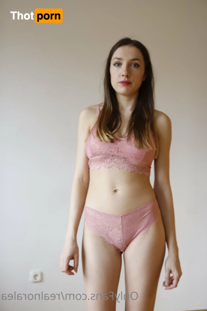 Nora Lea 🥰 6658686