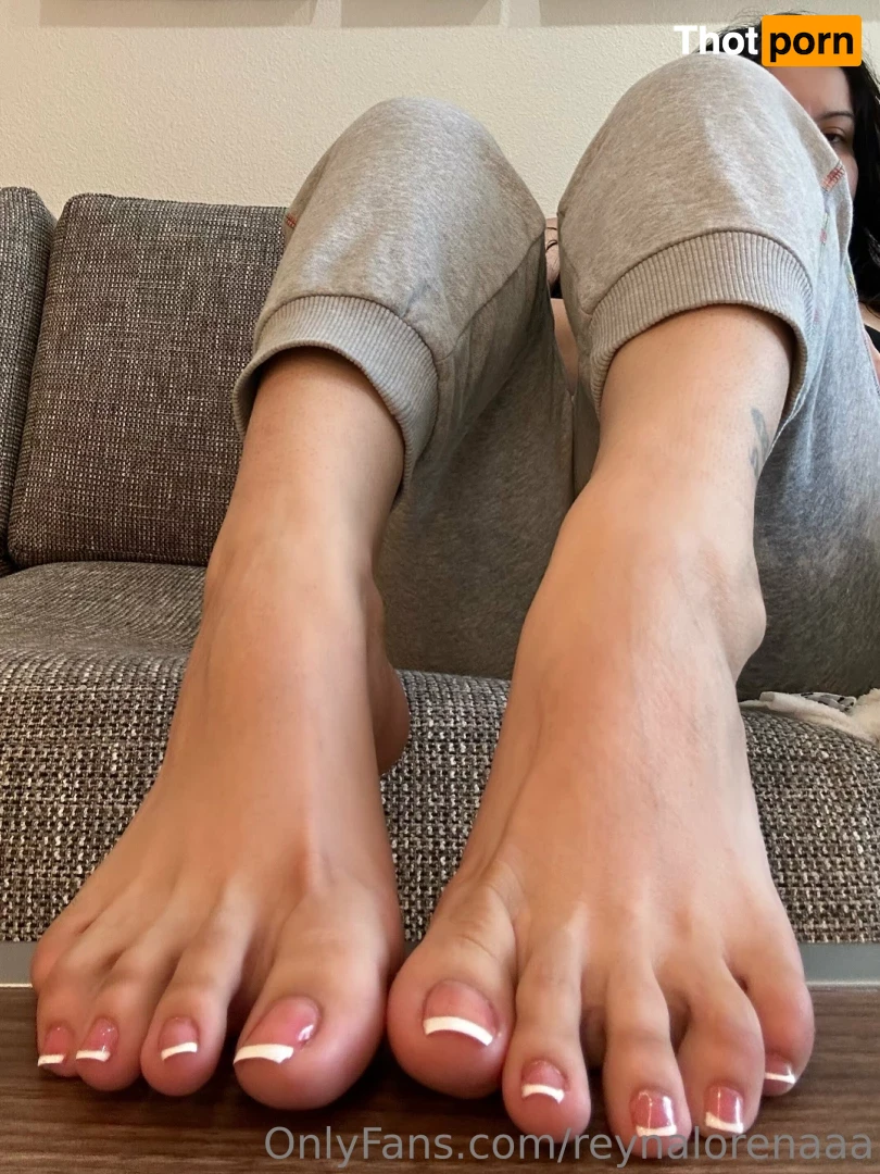 ReynaLorenaaa 16576174