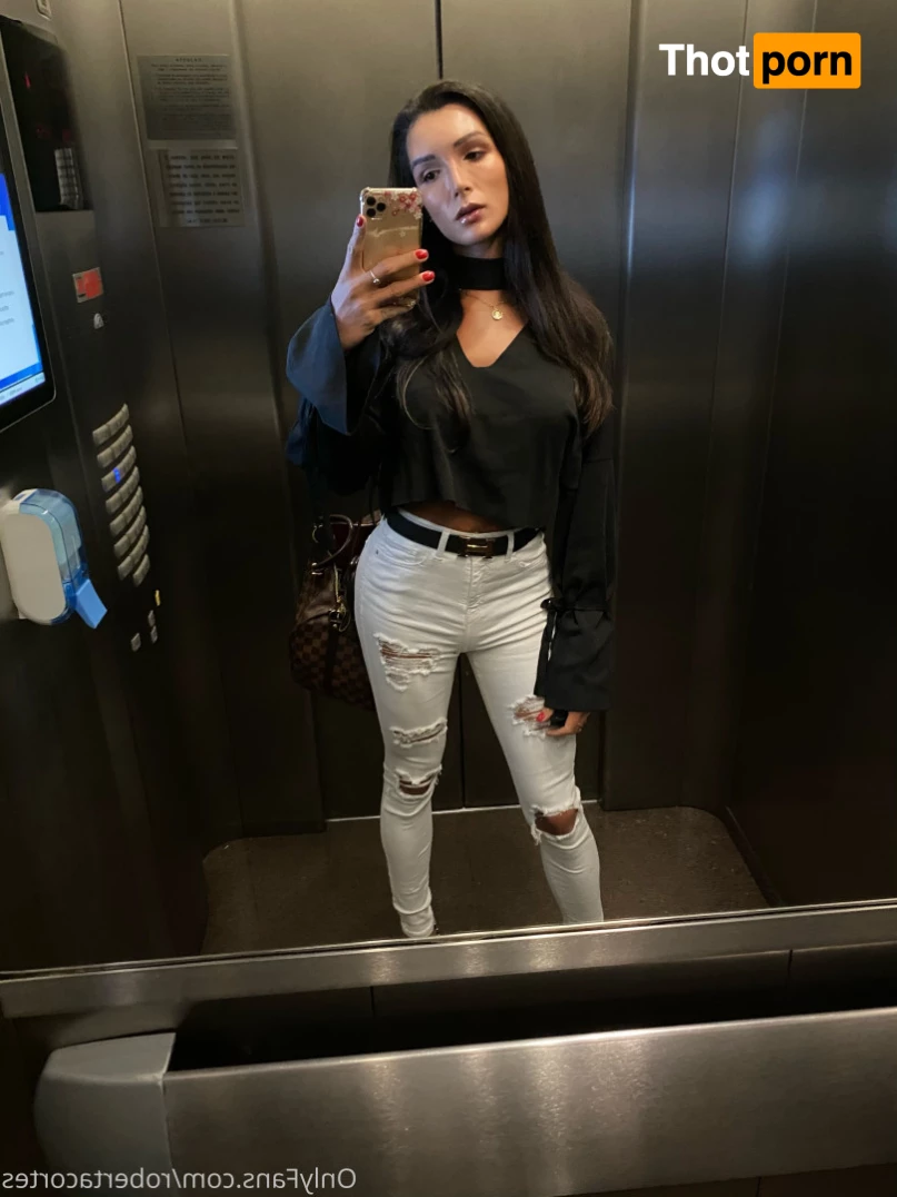 Roberta Cortes TS 7135848