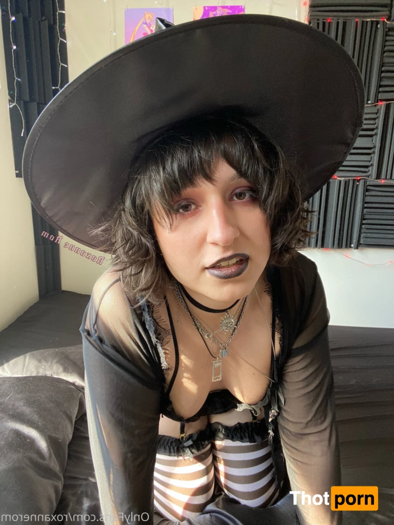 Roxanne Rom 16019716