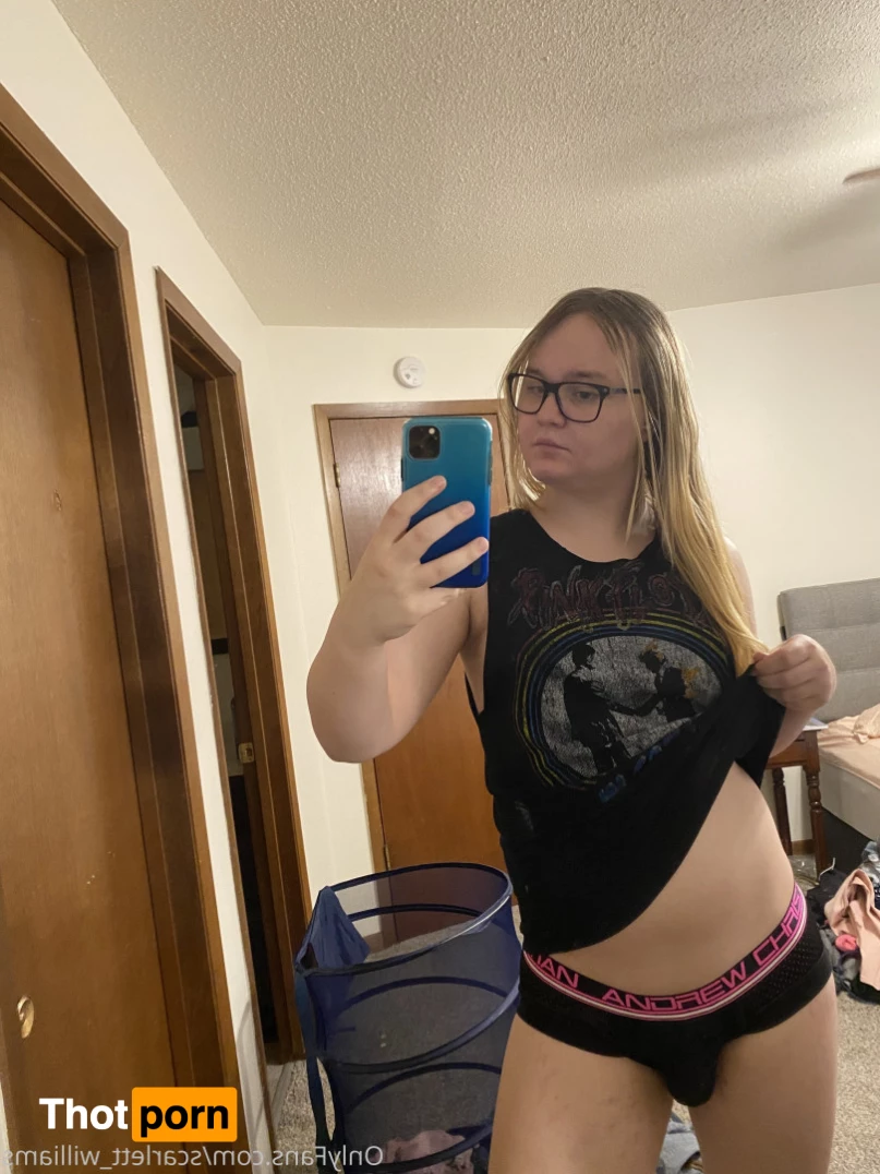 Scarlett Williams 7248446