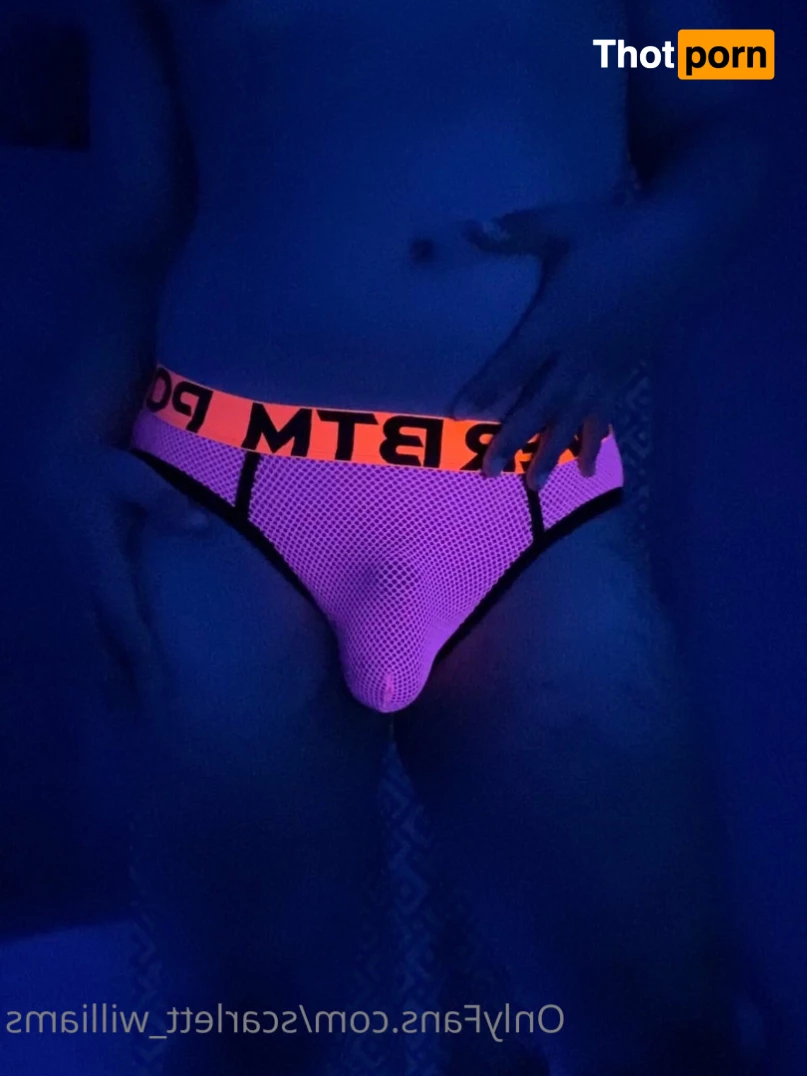 Scarlett Williams 7248949