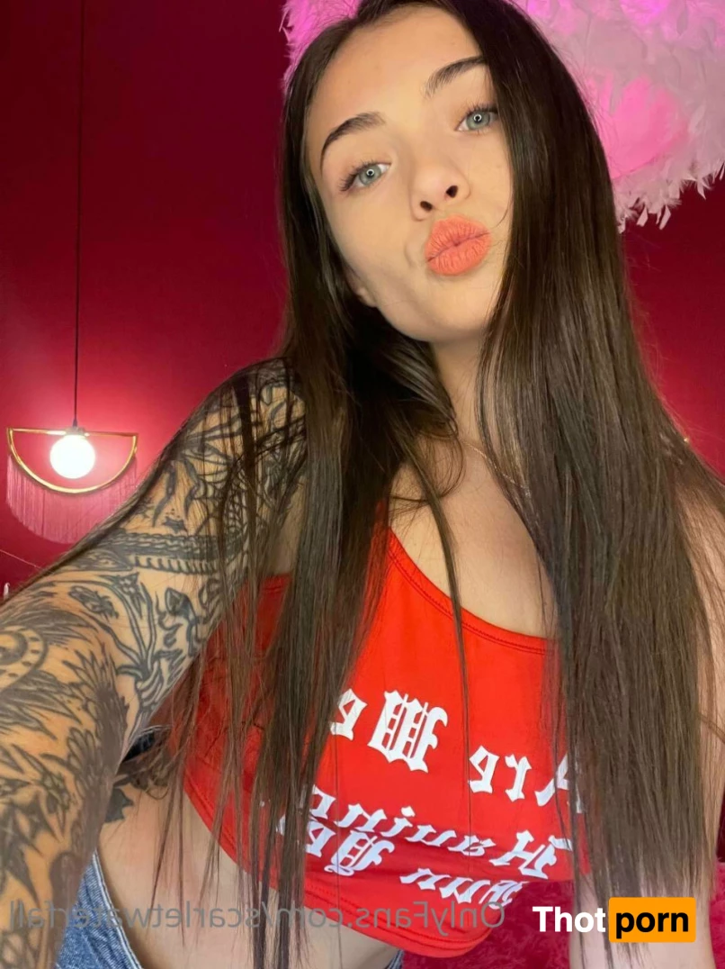 ✨Amelia✨ 6940021