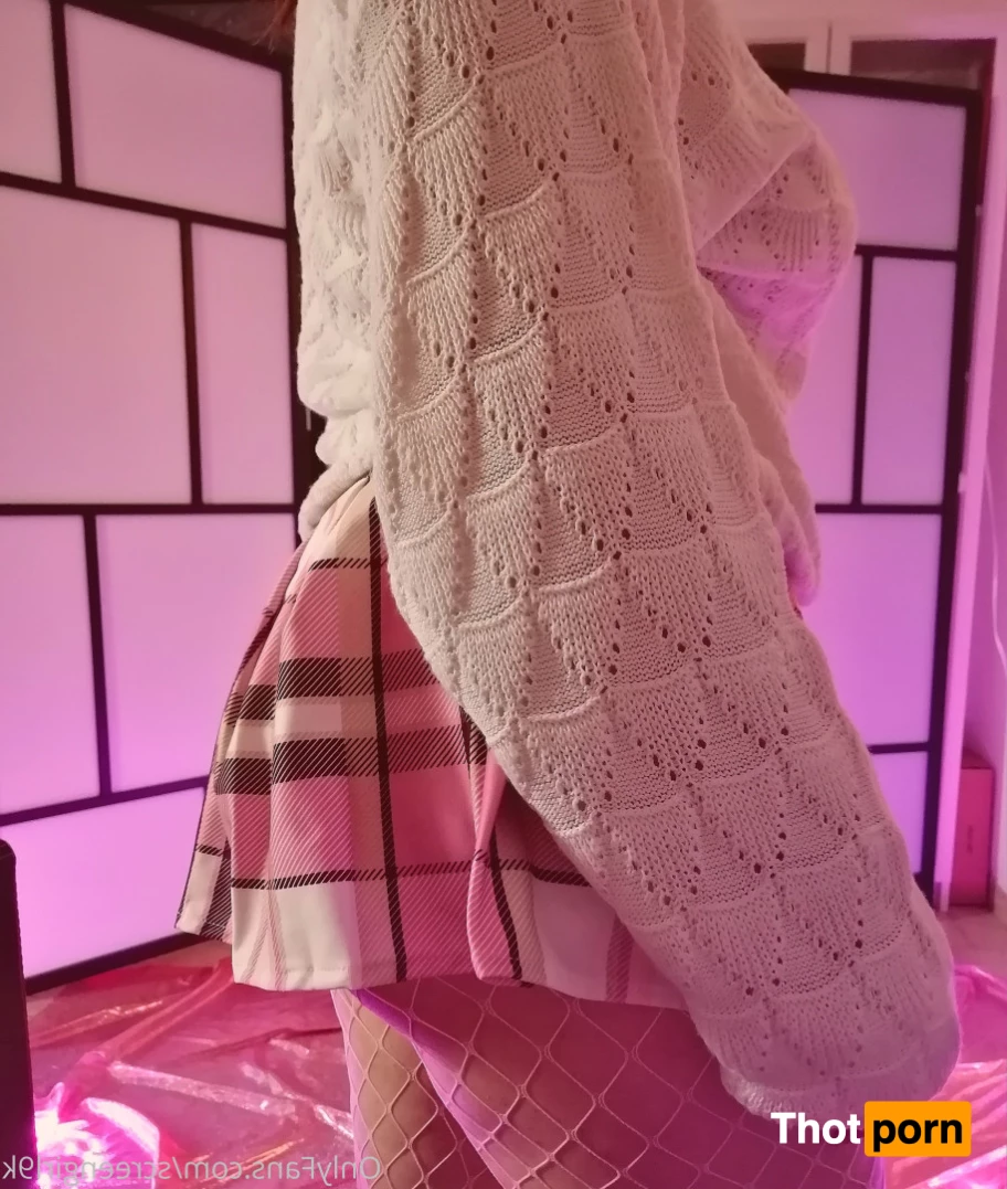 Screengirl9k 7085282