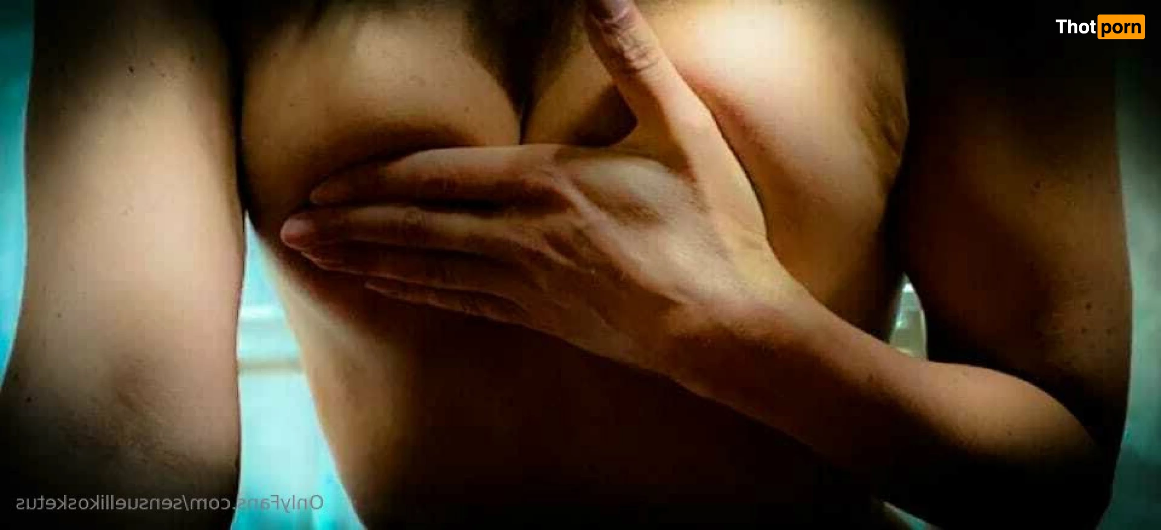 Sensuelli kosketus 6666825