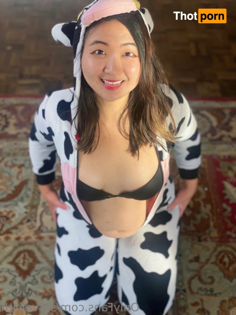 Queen of Indulgence 🍰 7106071