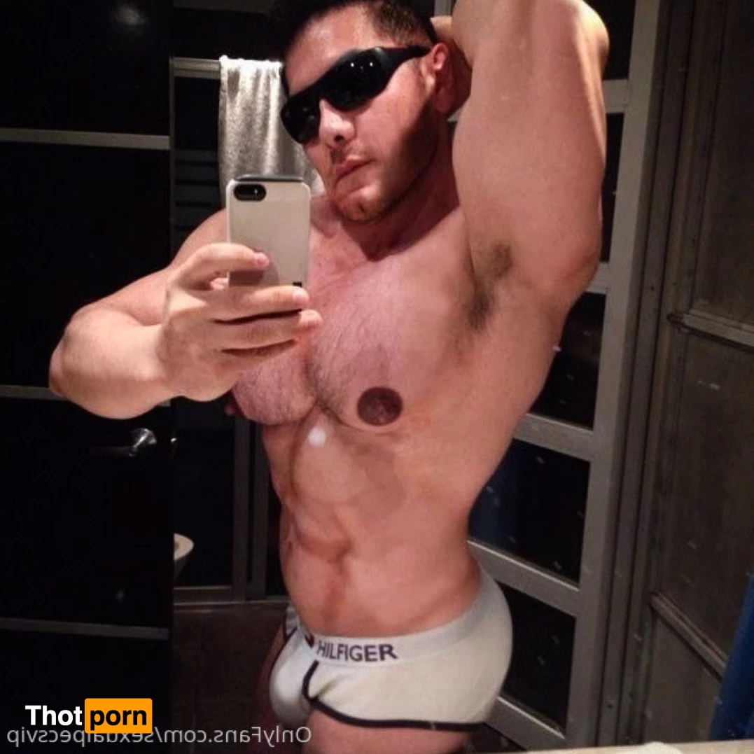 VIP THE BEST NIPPLES AND PECS WORLD 6633778