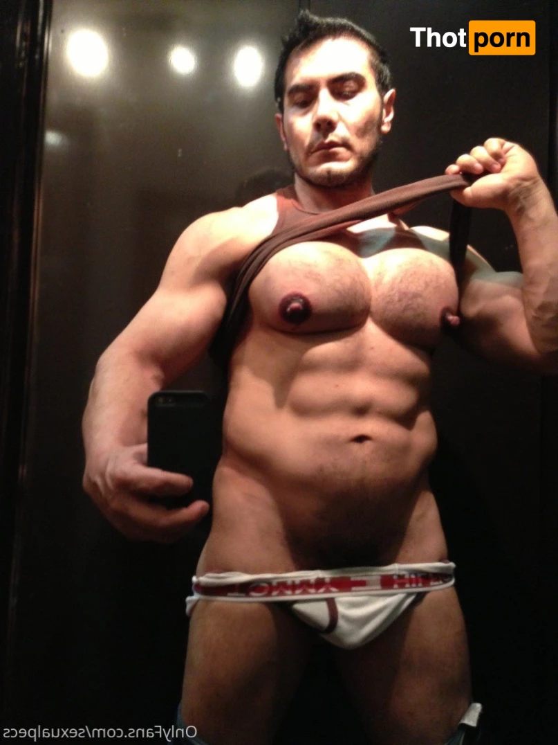 VIP THE BEST NIPPLES AND PECS WORLD 6633992