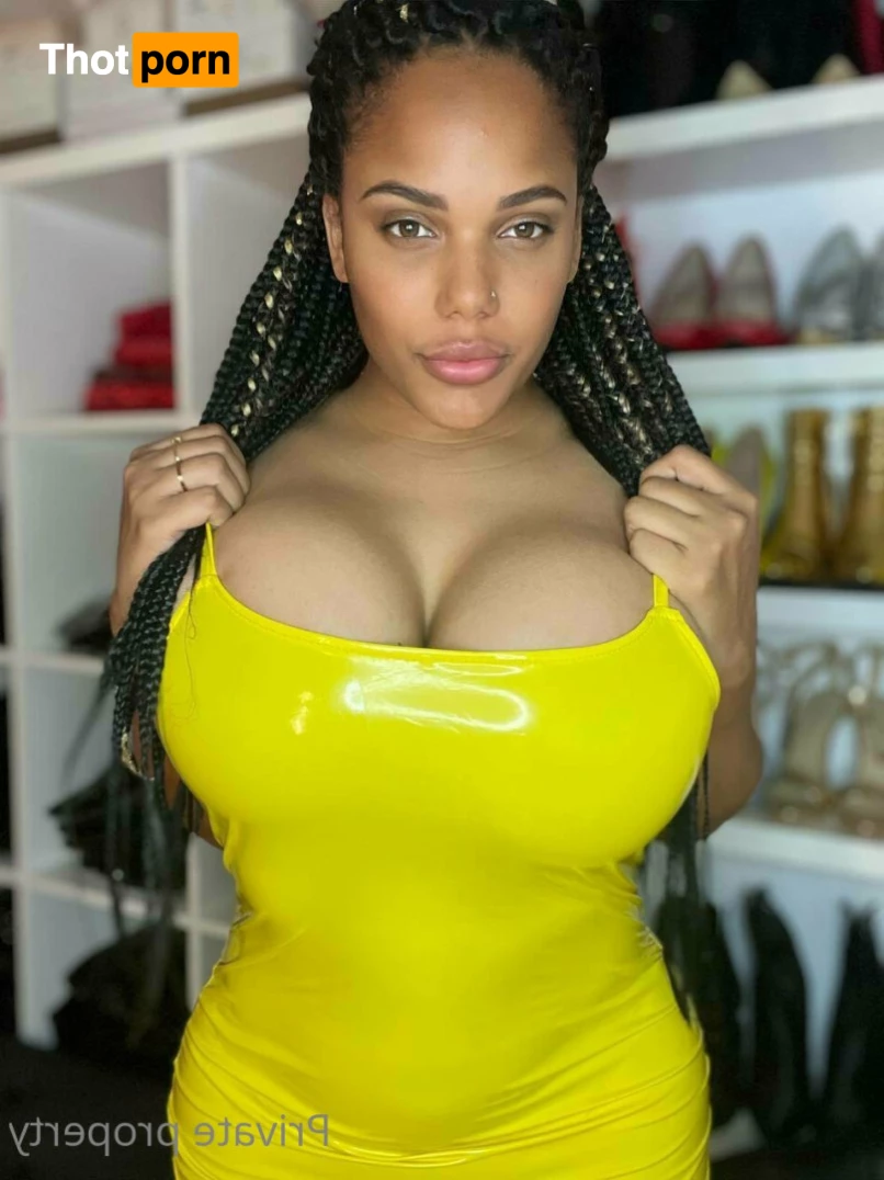 KIXXY - YOUR SEXY BRUNETTE DOMME 🖤😈 7103564