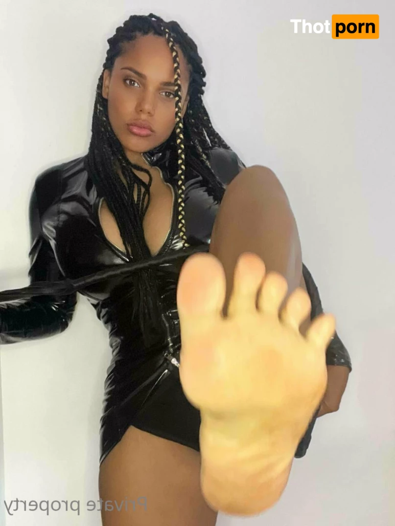 KIXXY - YOUR SEXY BRUNETTE DOMME 🖤😈 7103575