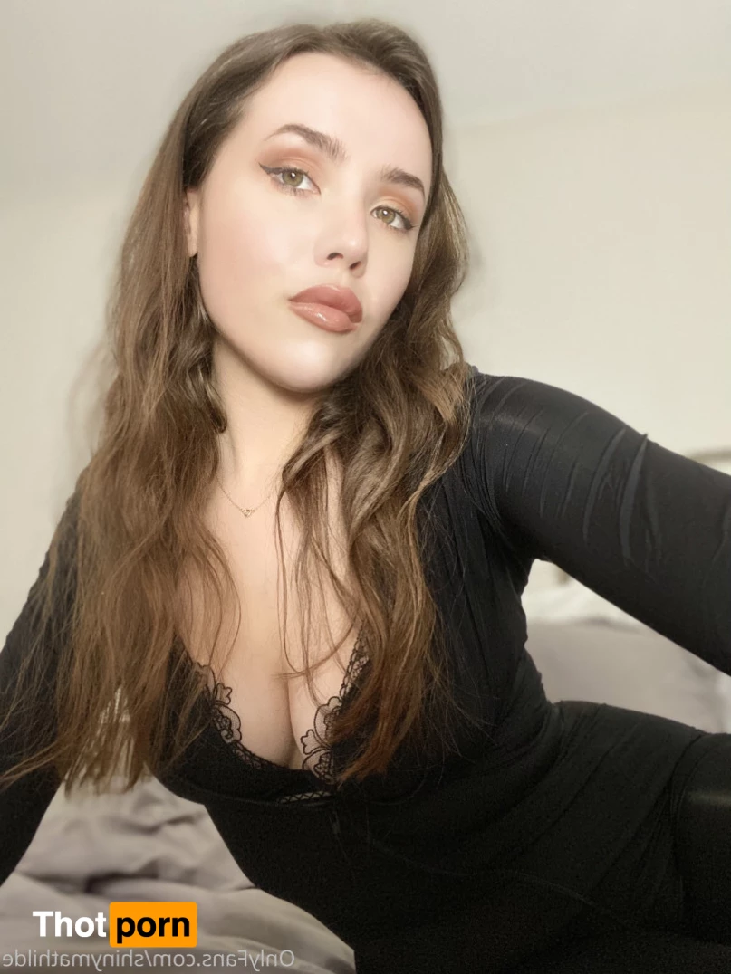 Madame Mathilde 6631106