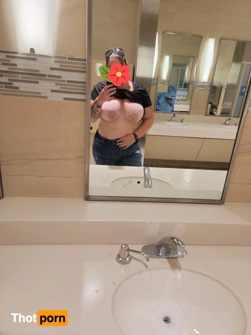 SimplyEroticOne 7063586