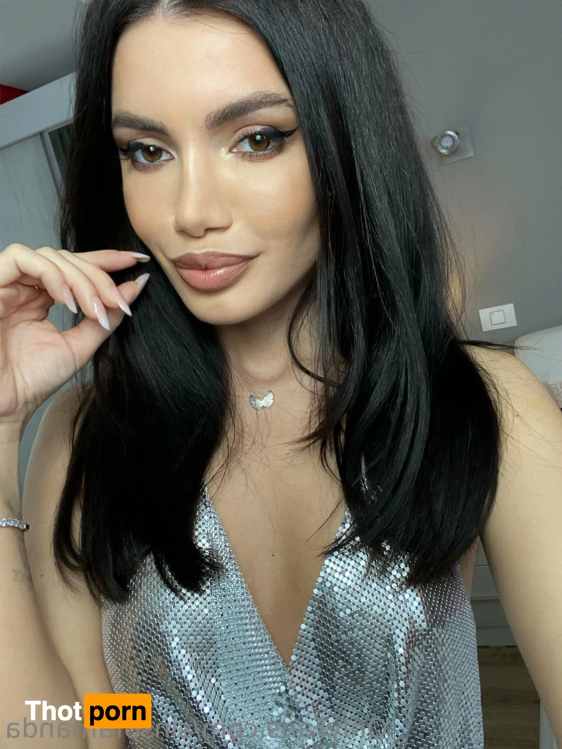 Amanda Sins 😈 7030284