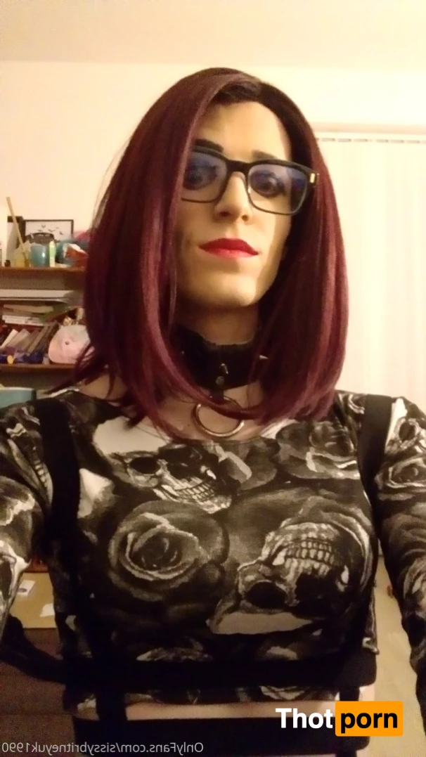 Sissy Britney Chaste 6624286