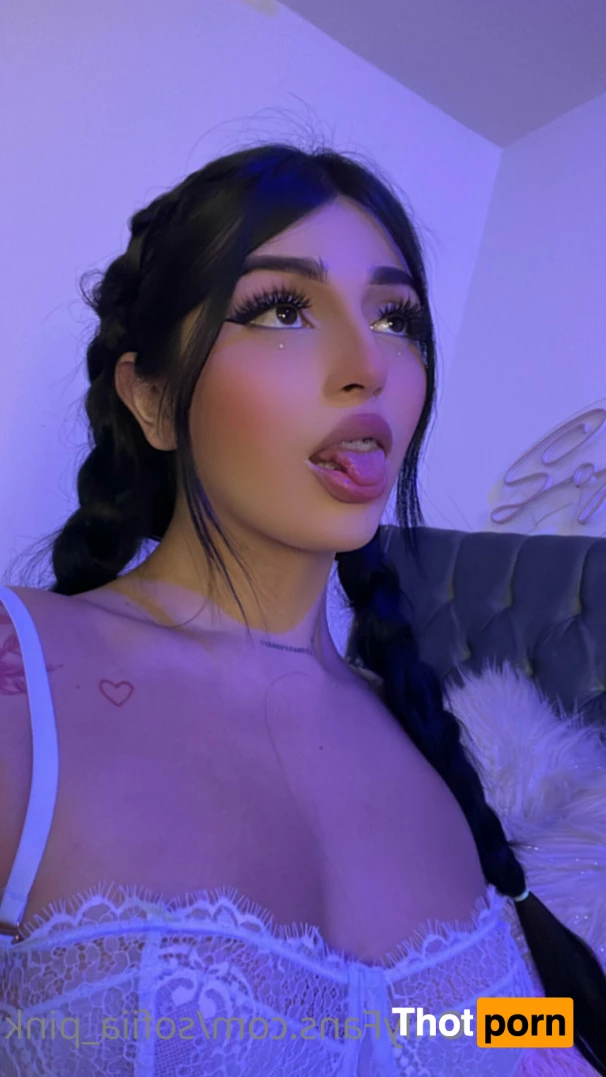 sofia wilches 6927912