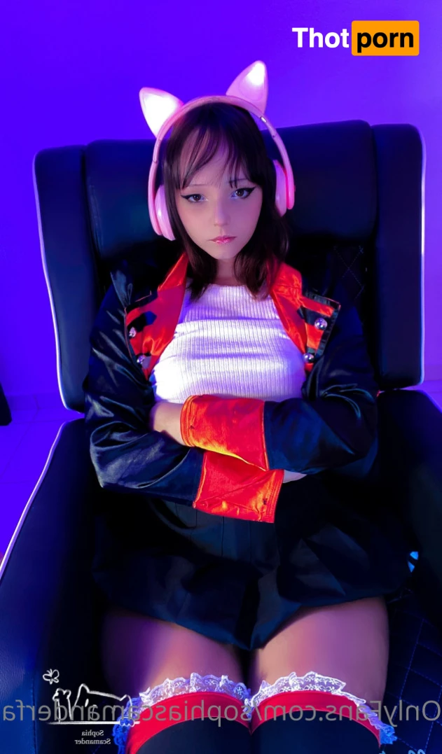 sophiascamander 10498228