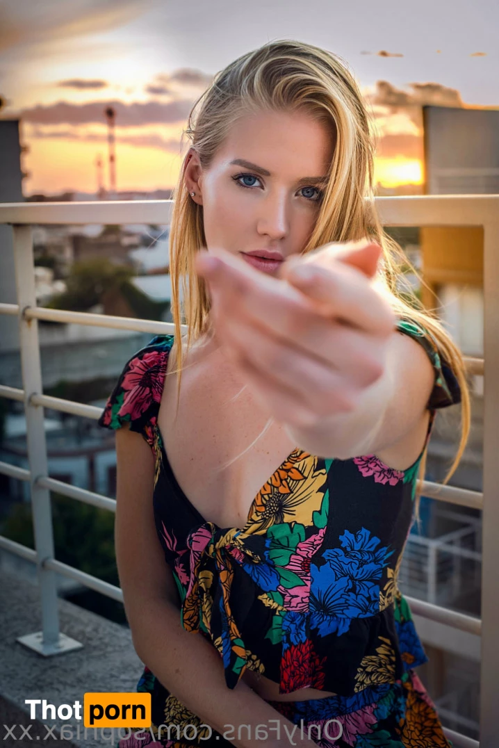 💖꧁༺Sophia ༻꧂💖 10438658