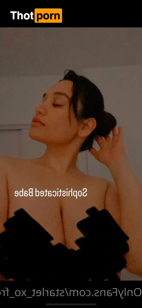 Bollywood Starlet 7167018