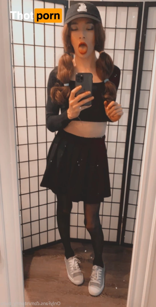 𝕾𝖙𝖔𝖗𝖒𝖞 7074058