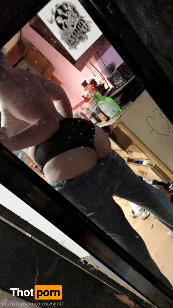 Carolin White 7171179