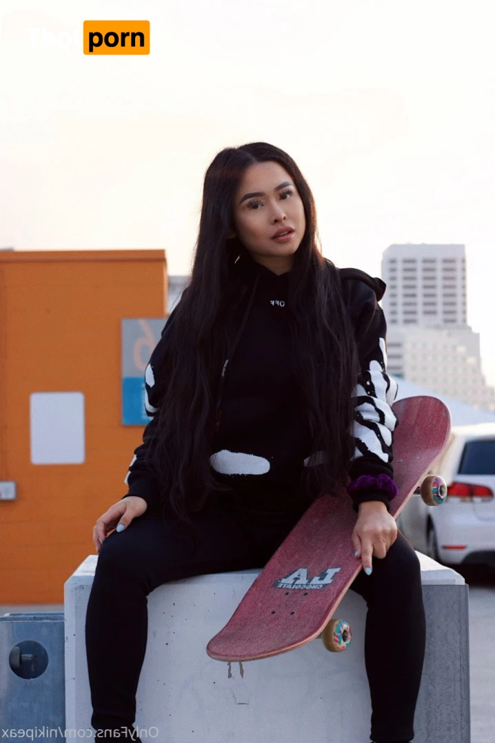 Styled by Niki 9480345