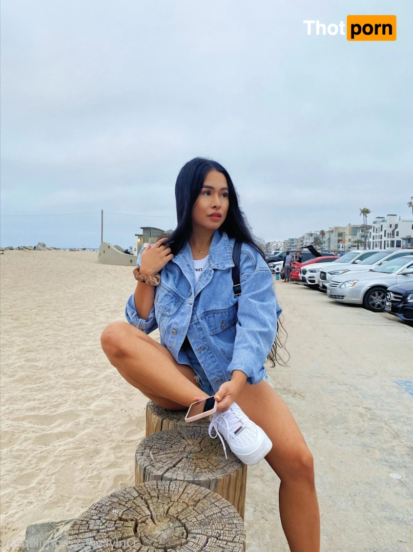 Styled by Niki 9480406