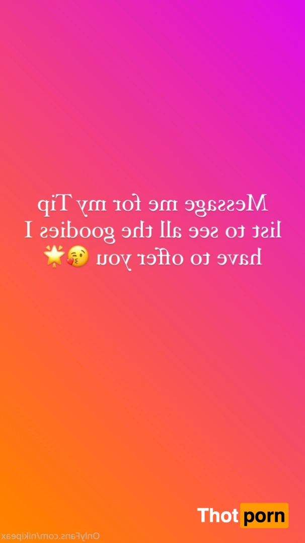 Styled by Niki 9480801