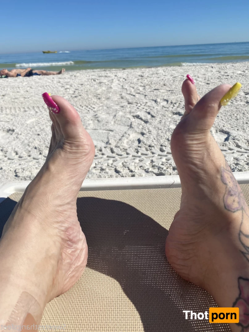 Goddess Rhonda 7063900