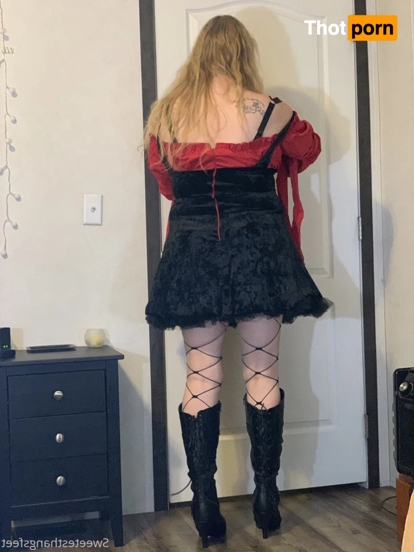 Goddess Rhonda 7063931