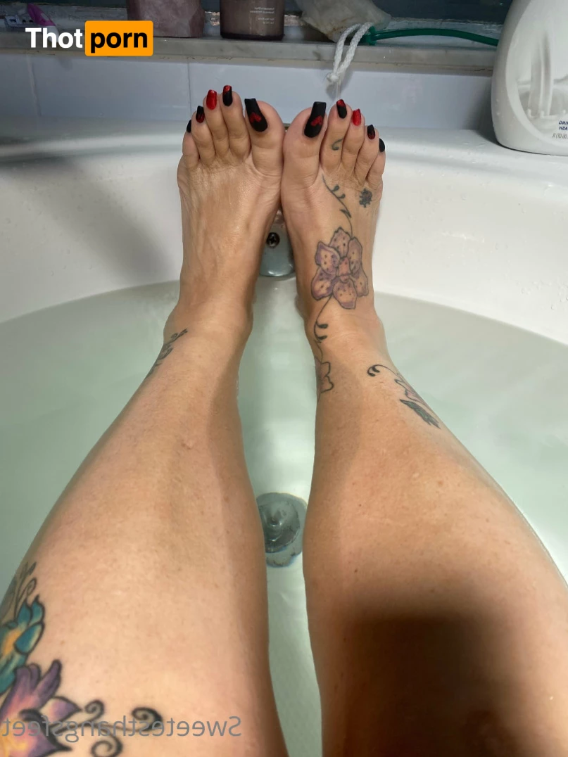 Goddess Rhonda 7064166