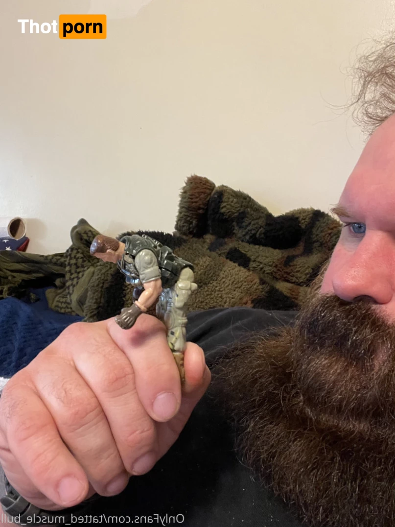 TattedMuscleBull 6632040