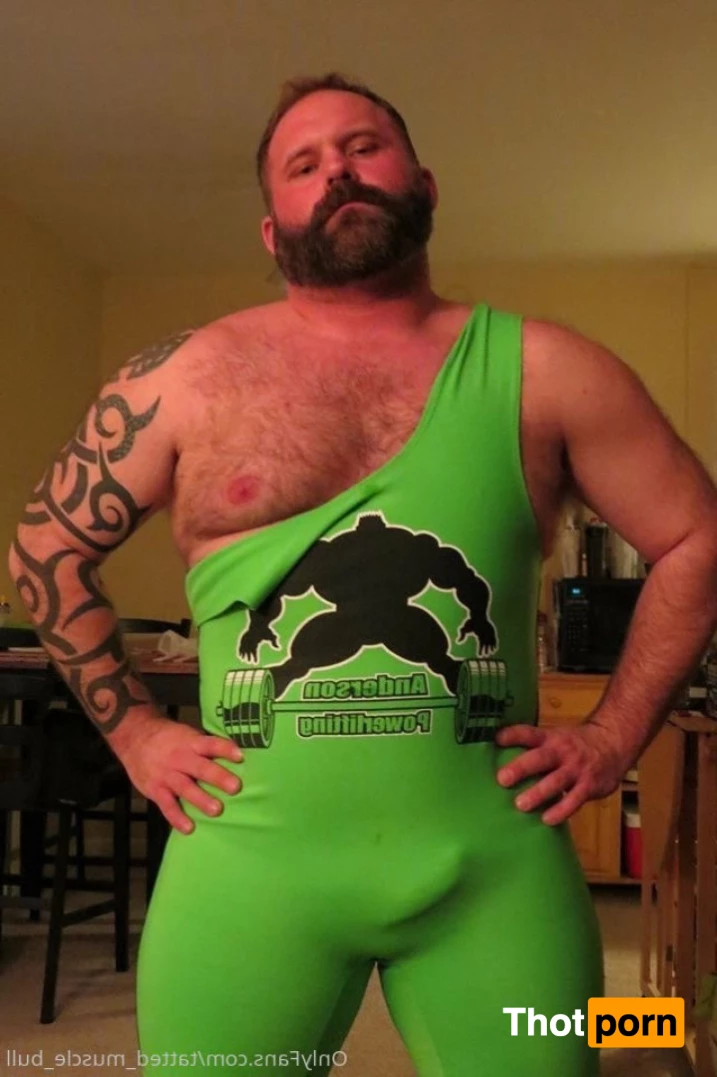TattedMuscleBull 6632059