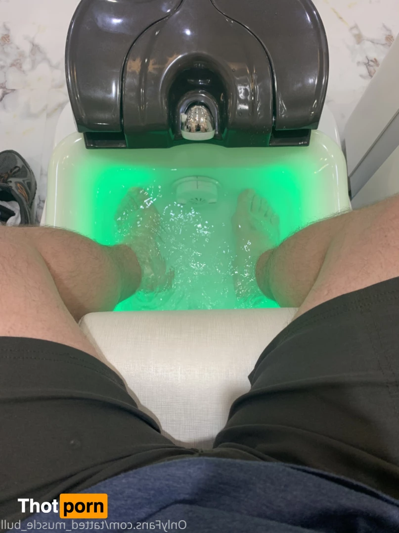 TattedMuscleBull 6632229