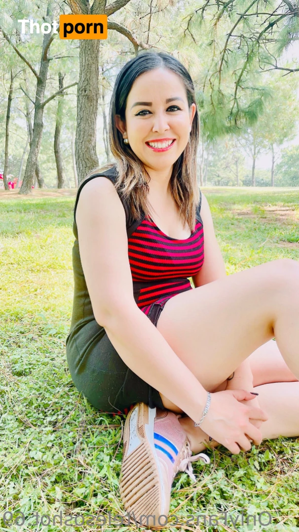 TELESA HOTWIFE 6590425