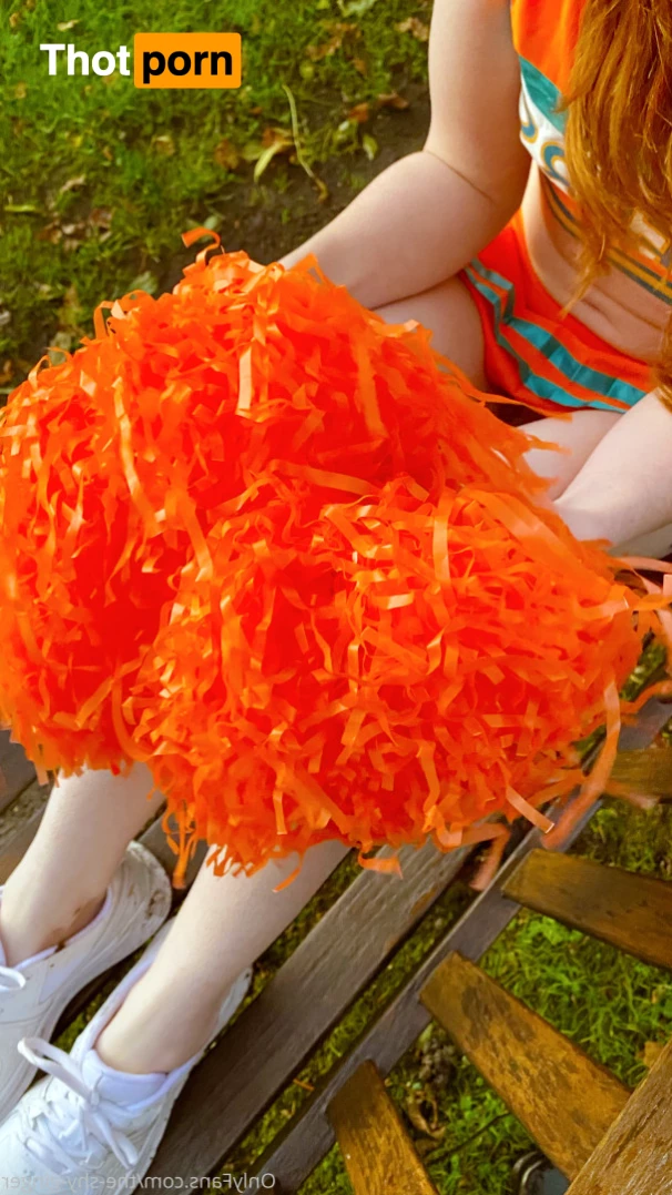 The Shy Ginger 👩🏻‍🦰 7120232