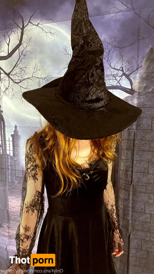 The Shy Ginger 👩🏻‍🦰 7120310