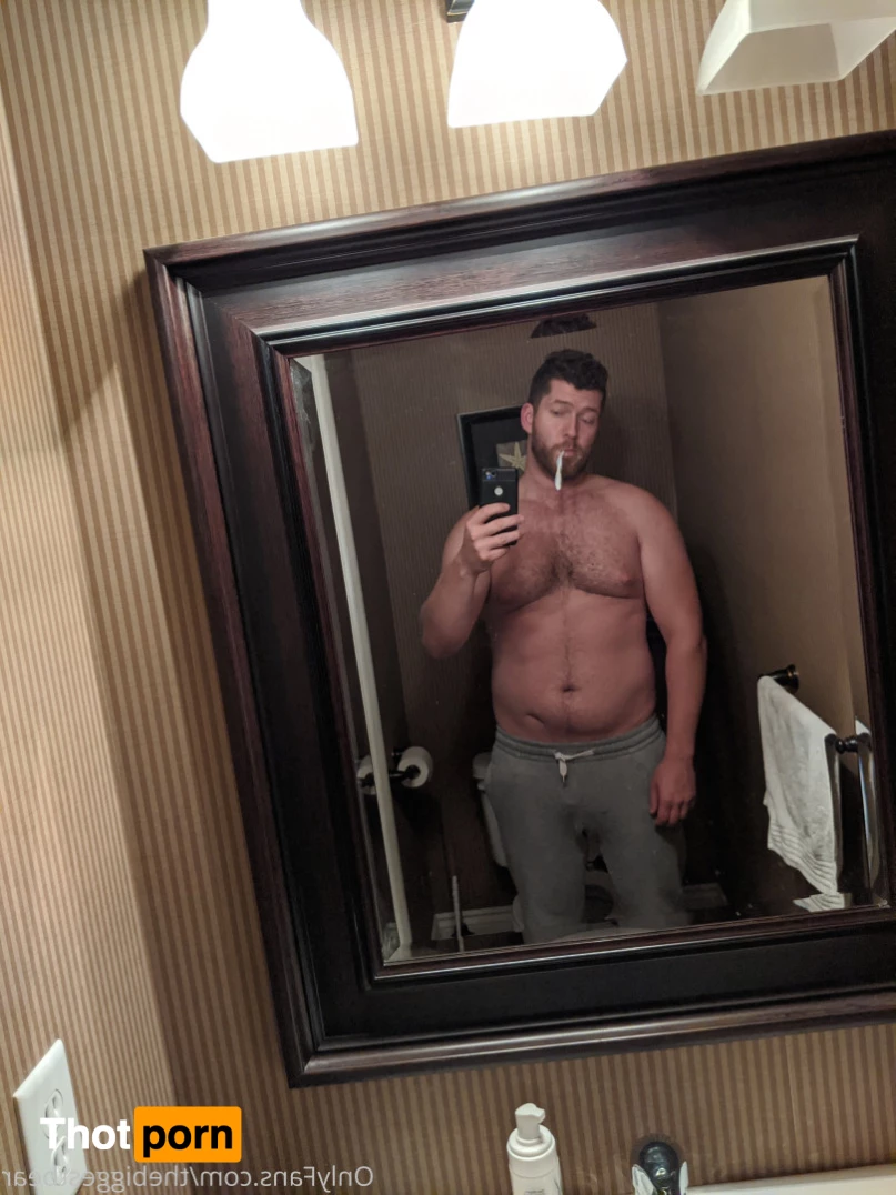 The Biggest Bear 6589692