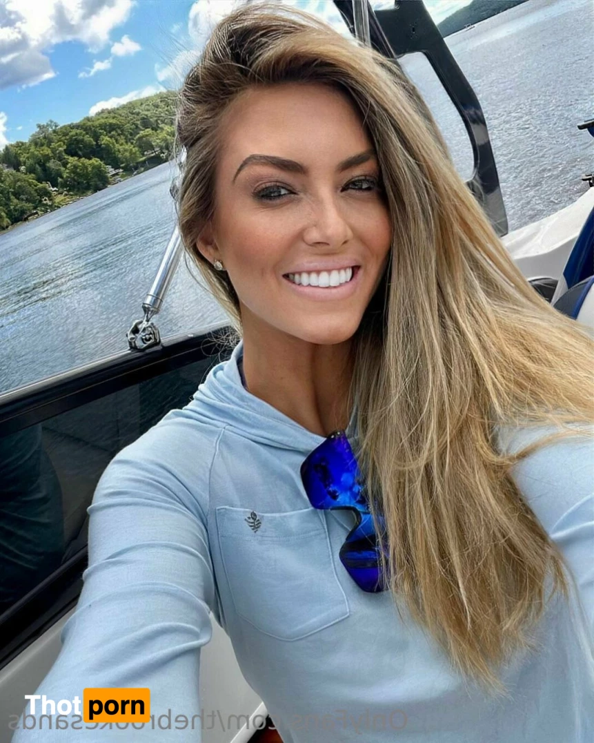 Brooke Sands 10424690