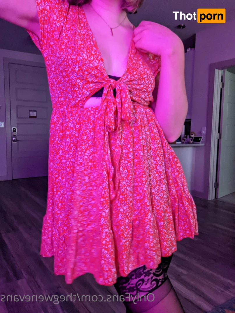 ✨FREE✨ TGirl Gwen 7142172